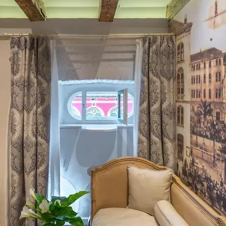 普罗库拉特7号豪华客房旅馆 招待所 4*