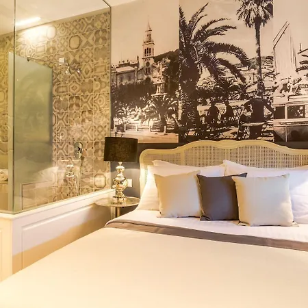 普罗库拉特7号豪华客房旅馆