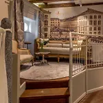 Procurator 7 Luxury Guest house