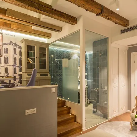 Procurator 7 Luxury Split